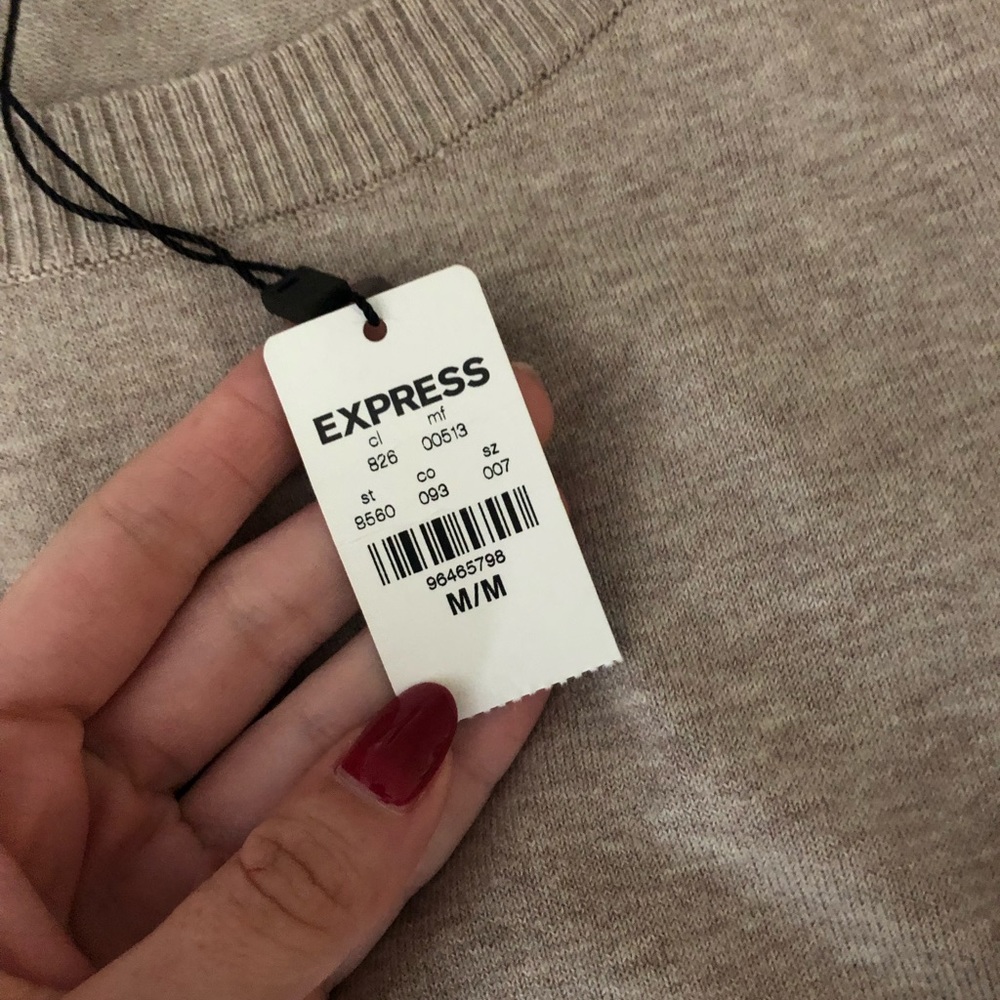 Express Sweater - Picture 3 of 3